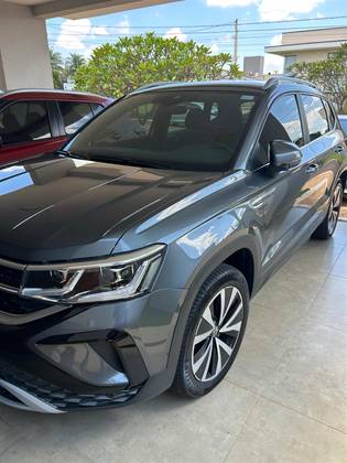 VOLKSWAGEN TAOS 1.4 250 TSI TOTAL FLEX HIGHLINE AUTOMÁTICO